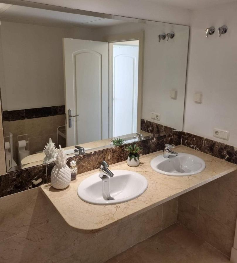 Elegant Apartment With Fantastic Views At The Top Of Calahonda Sitio de Calahonda Exterior photo